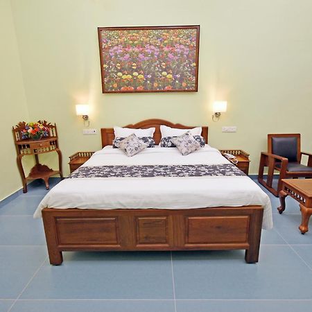 Le Colonial Suites Pondicherry Eksteriør bilde