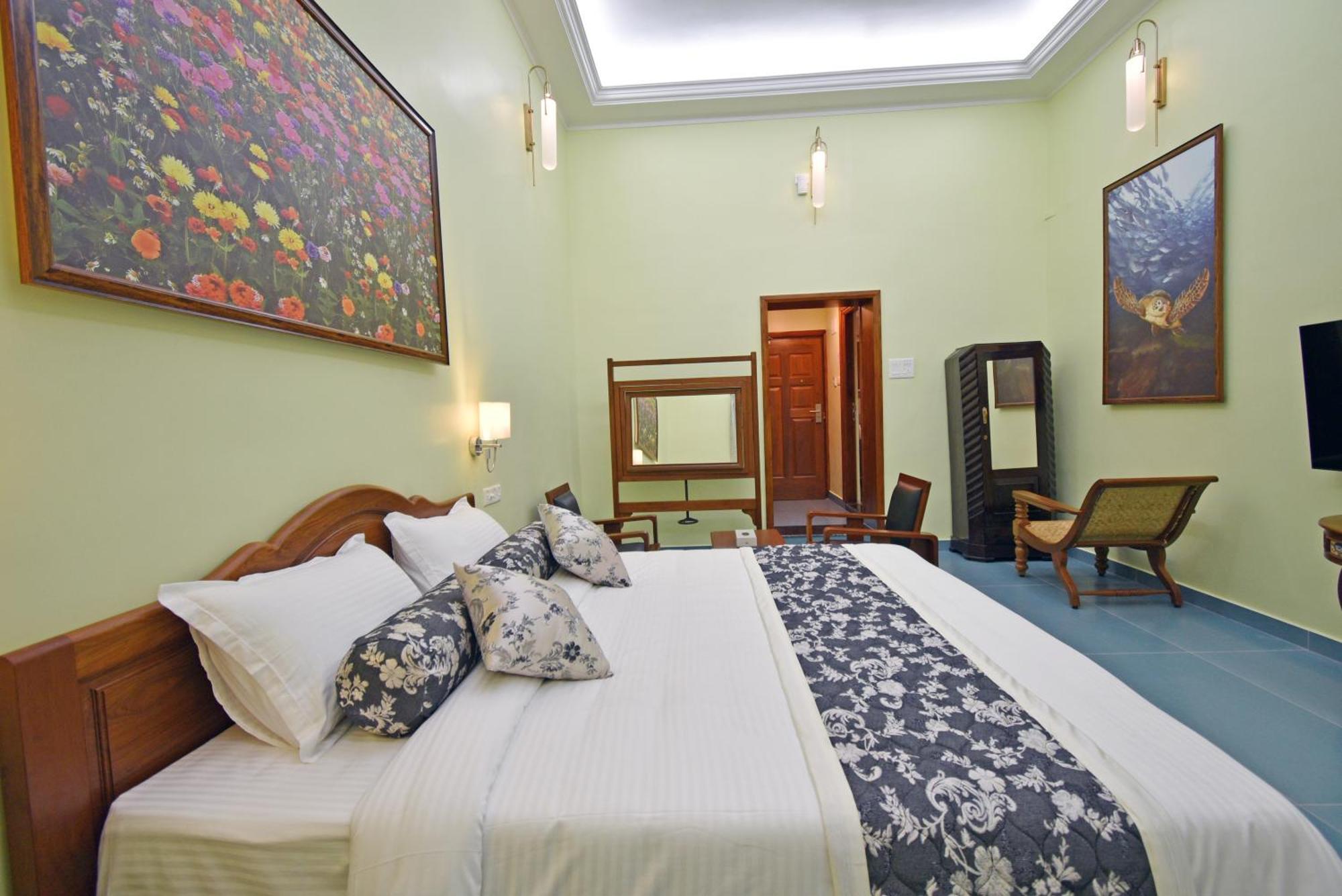 Le Colonial Suites Pondicherry Eksteriør bilde