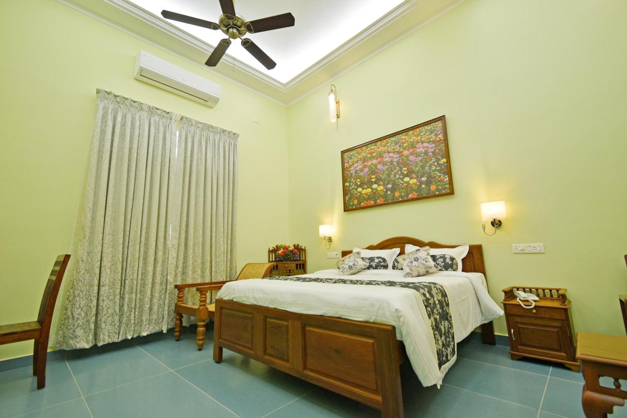 Le Colonial Suites Pondicherry Eksteriør bilde