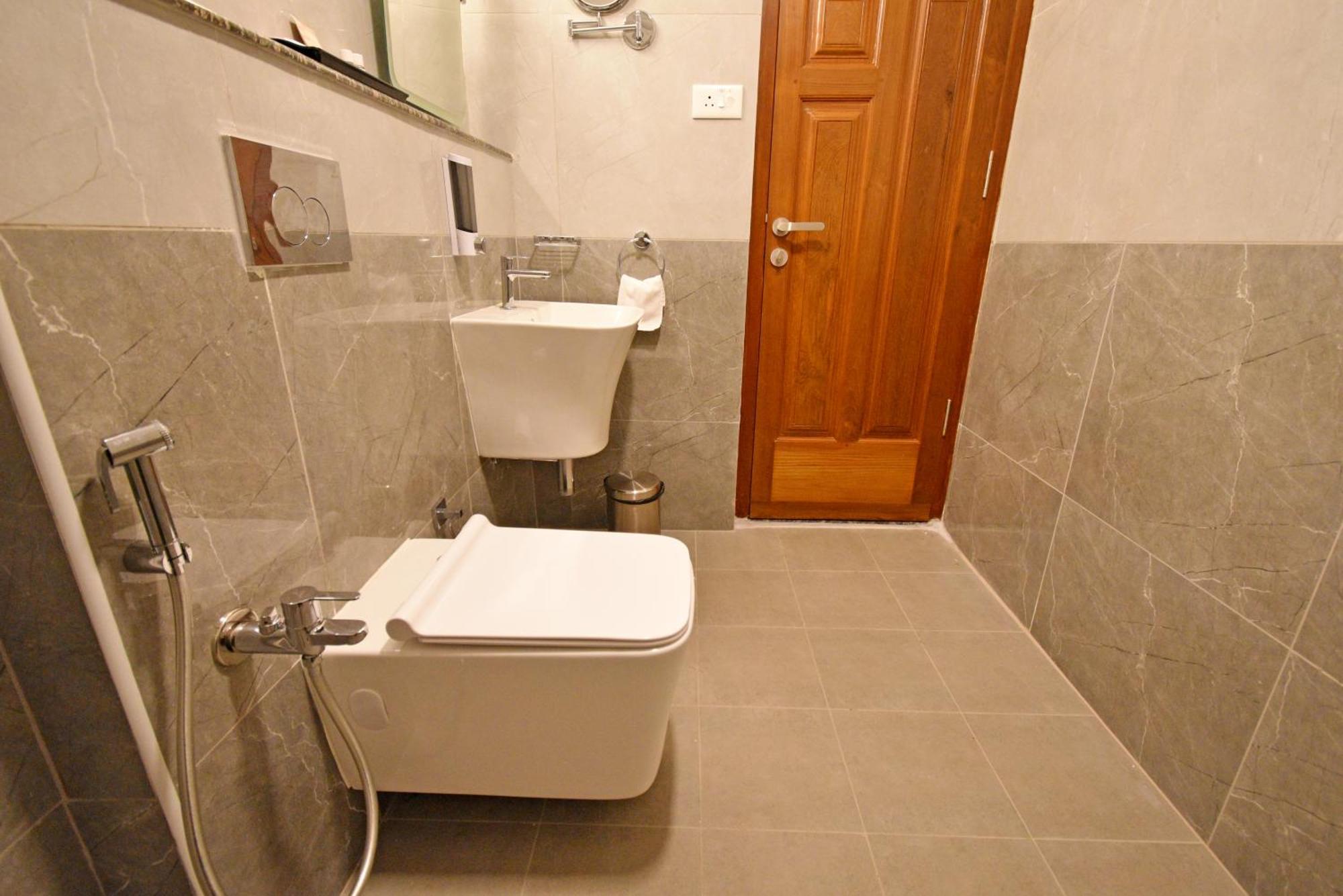 Le Colonial Suites Pondicherry Eksteriør bilde