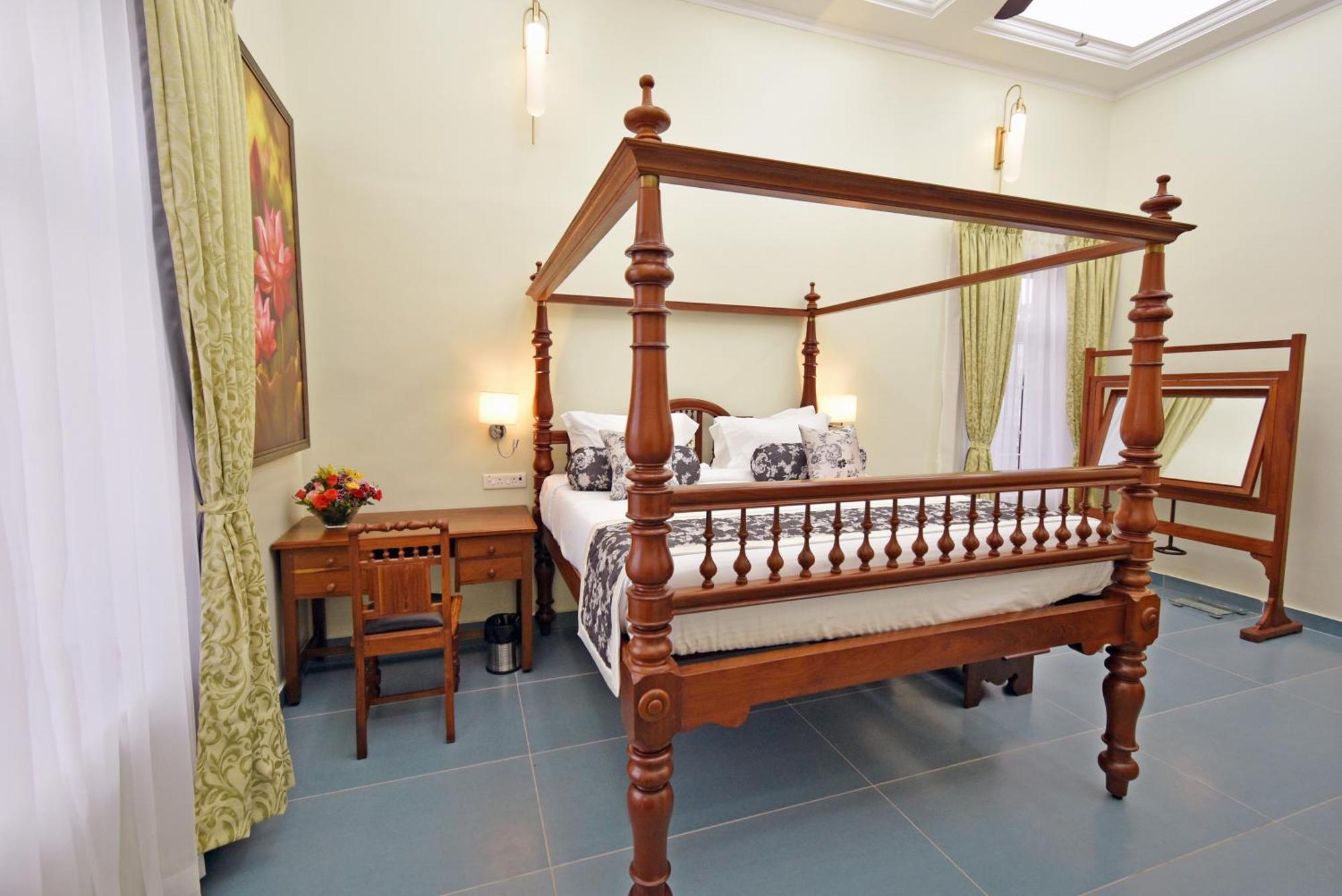 Le Colonial Suites Pondicherry Eksteriør bilde