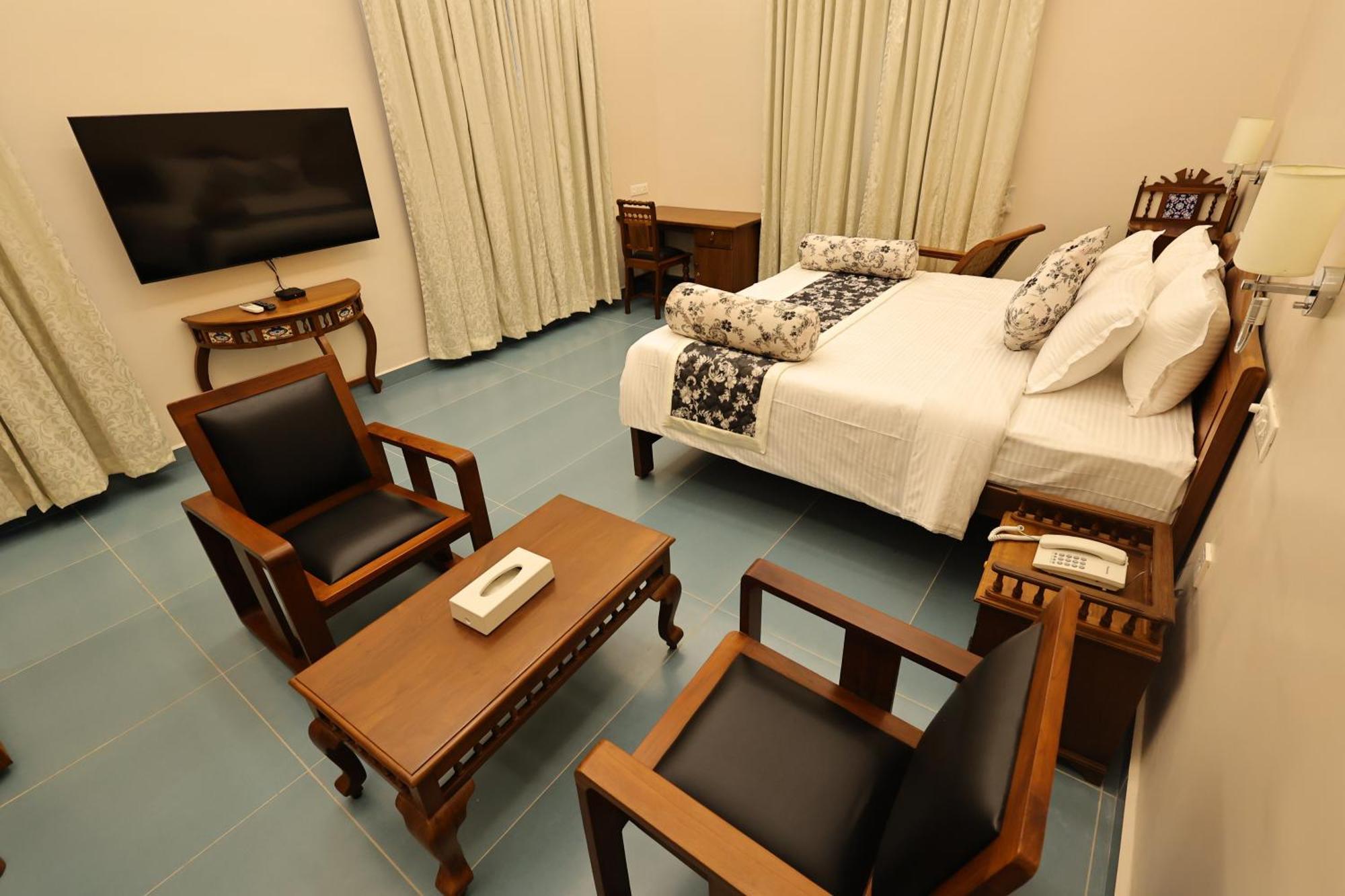 Le Colonial Suites Pondicherry Eksteriør bilde