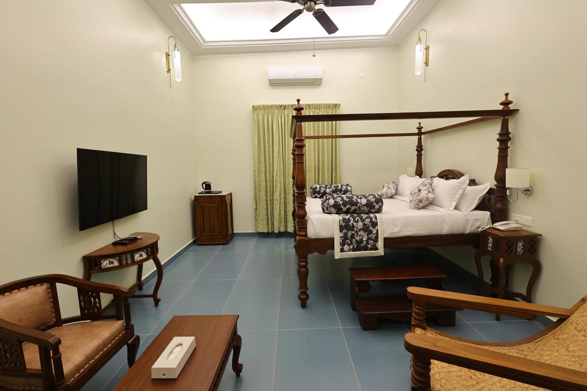 Le Colonial Suites Pondicherry Eksteriør bilde