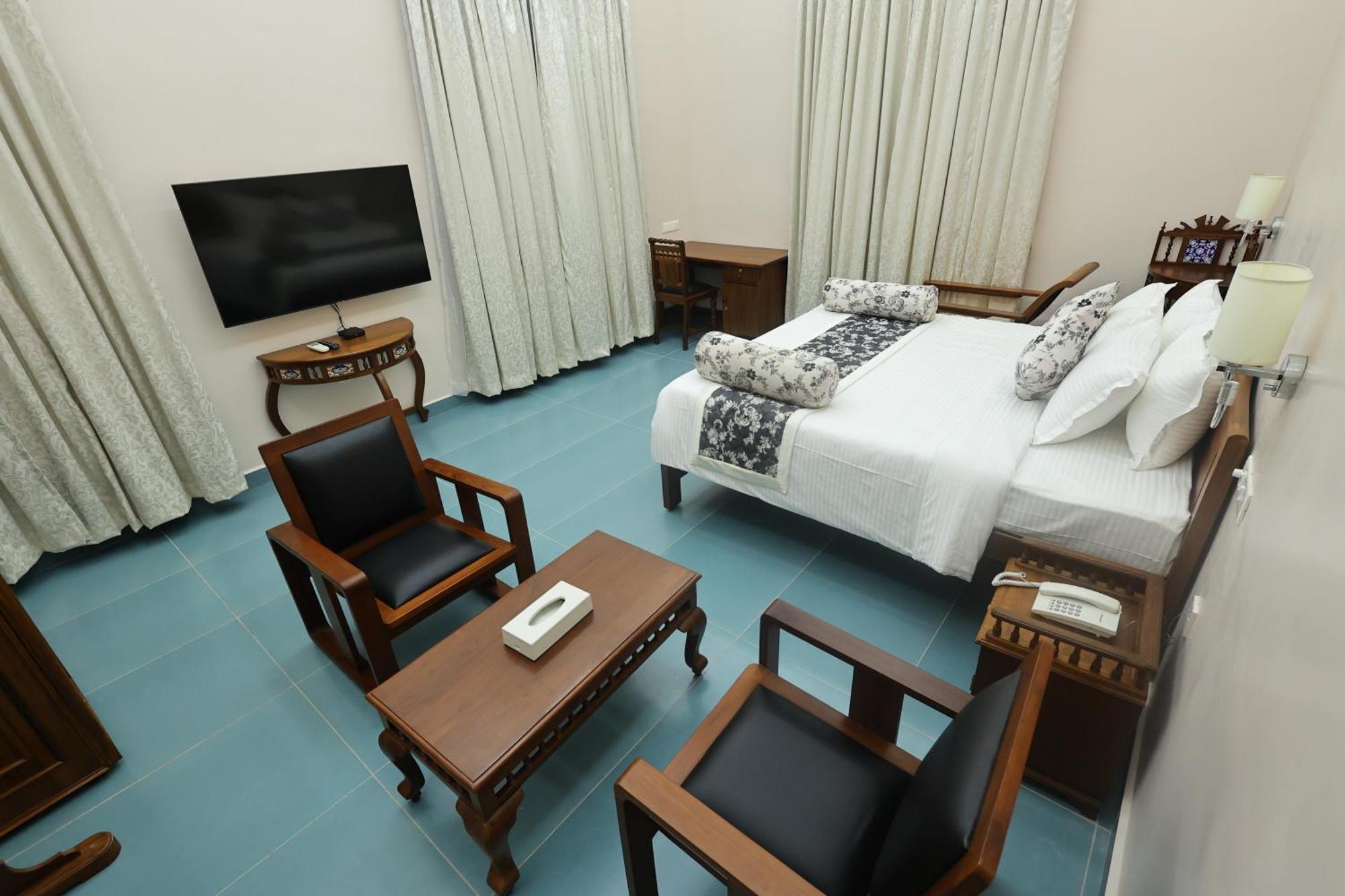 Le Colonial Suites Pondicherry Eksteriør bilde