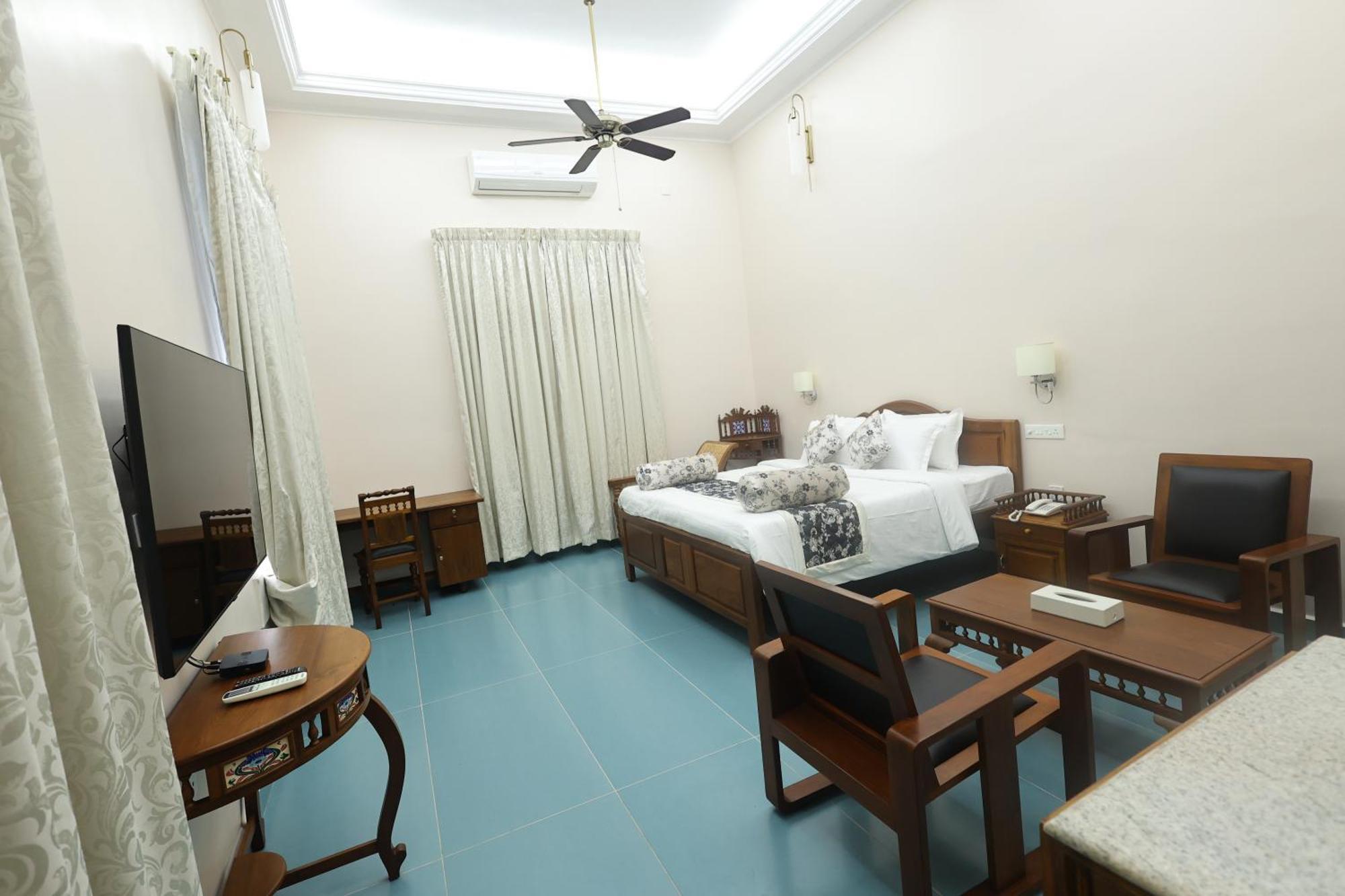 Le Colonial Suites Pondicherry Eksteriør bilde