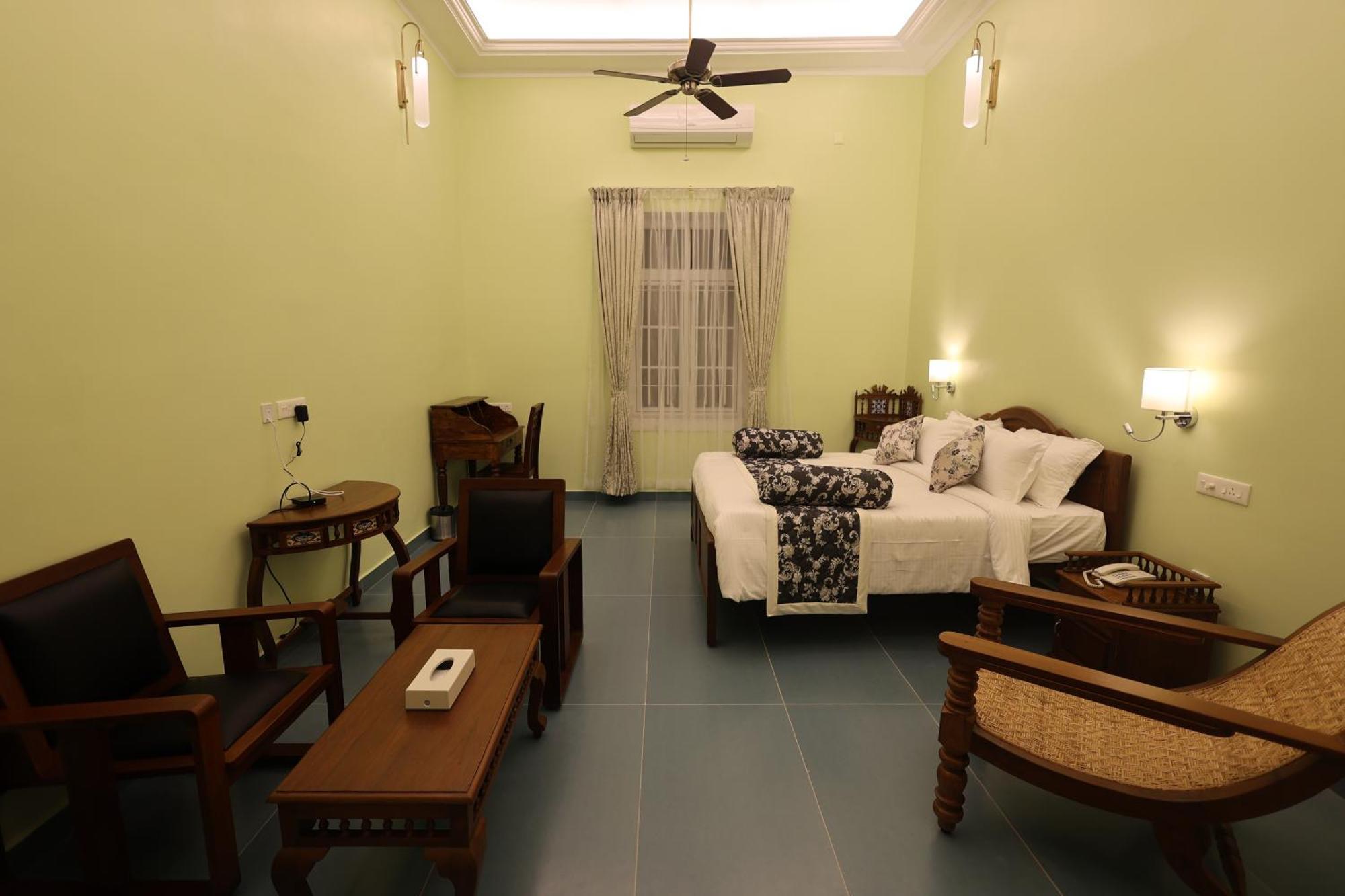 Le Colonial Suites Pondicherry Eksteriør bilde